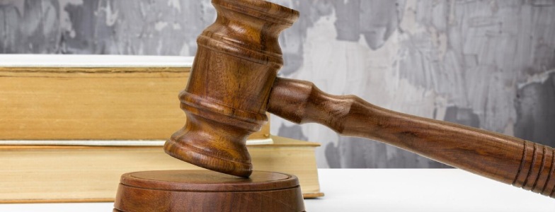 Legalität und Popularität